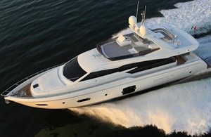 Ferretti 720