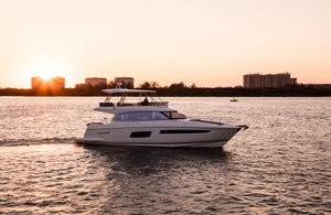 Prestige 560