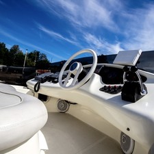Azimut Revansh