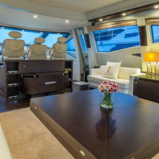 Azimut SCARLET