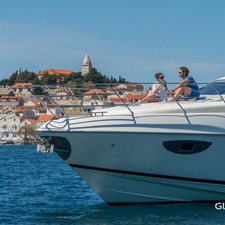 Azimut 68