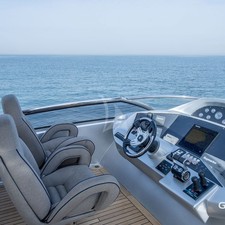 Sunseeker 90