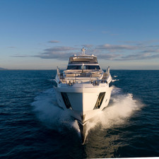 Azimut Grande 32 METRI
