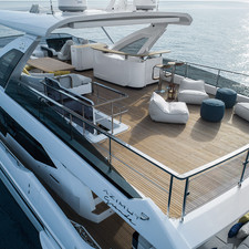 Azimut Grande 25 METRI