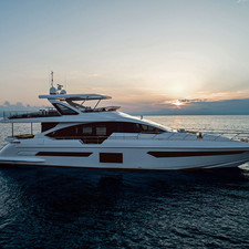 Azimut Grande 25 METRI