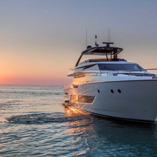 Ferretti 850