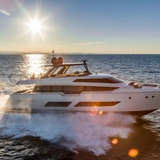 Ferretti 850