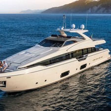 Ferretti 960