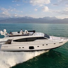 Ferretti 660