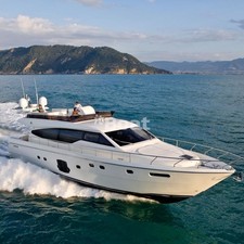 Ferretti 660