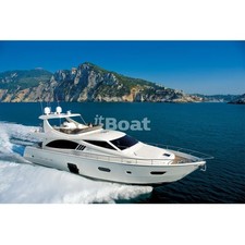 Ferretti 750