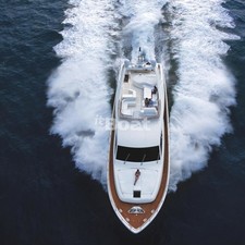 Ferretti 881