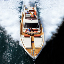 Ferretti Altura 690