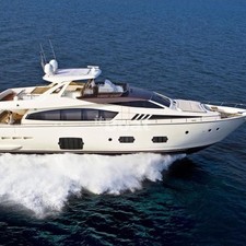 Ferretti 800