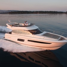 Prestige 560