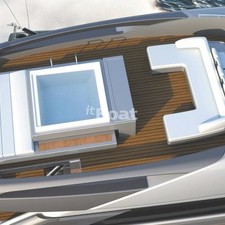 Riva 122 Mythos