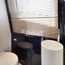 Azimut Brazilian 83