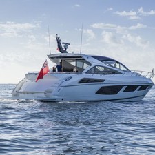Sunseeker 68 Sport Yacht