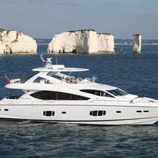 Sunseeker 88 Yacht