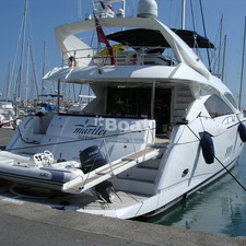 Sunseeker 82 Yacht