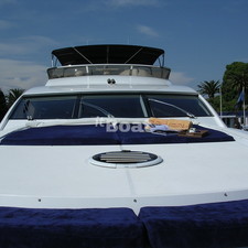 Sunseeker 82 Yacht