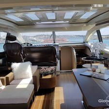 Azimut 68S