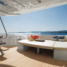 Azimut 72S