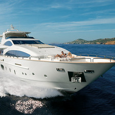 Azimut Grande 105
