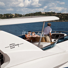 Azimut 84