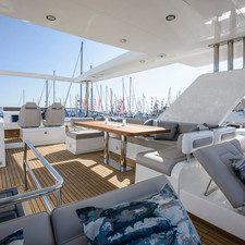 Fairline Squadron 65