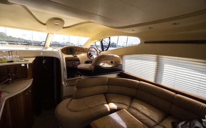 Azimut Revansh