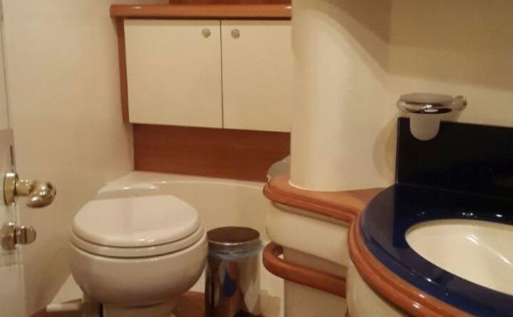 Azimut Yacht 55