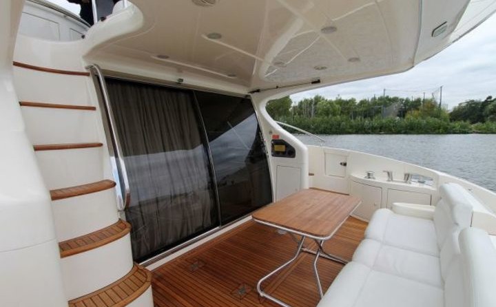 Azimut Yacht 55