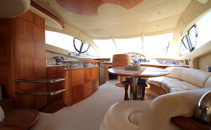 Azimut Yacht 55