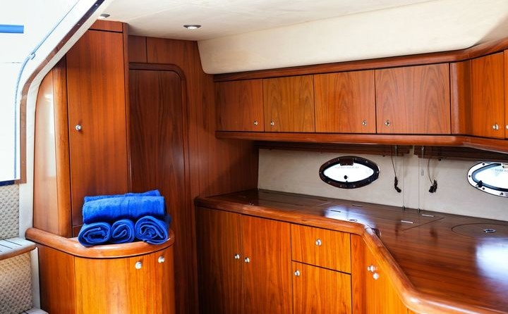 Sunseeker Portofino 49