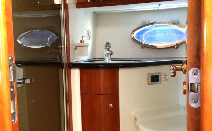 Sunseeker Predator 60