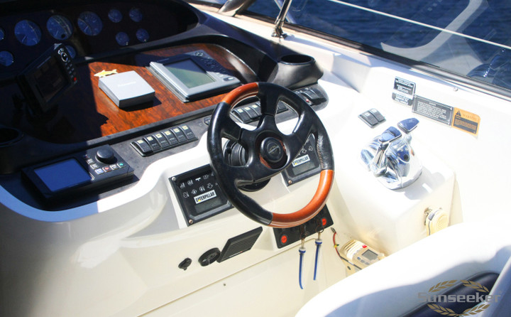 Sunseeker International 2003