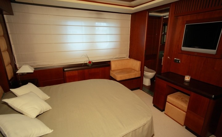 Azimut Hye Seas II