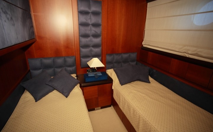 Azimut Hye Seas II