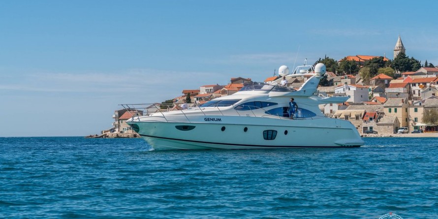 Azimut 68