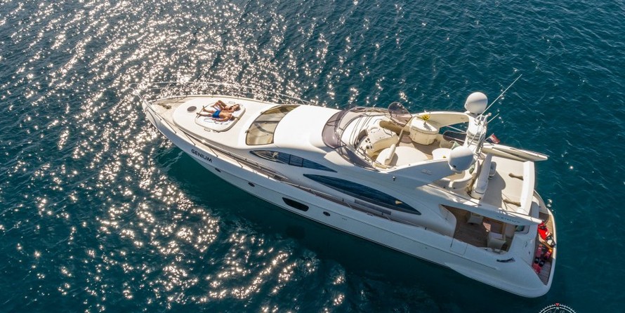 Azimut 68