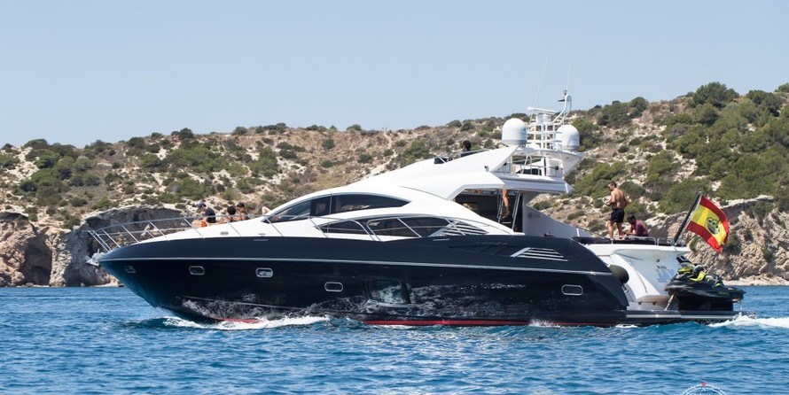 Sunseeker Predator 72