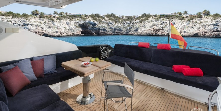 Sunseeker Predator 72