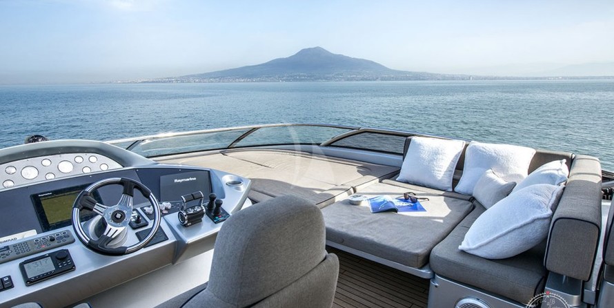 Sunseeker 90
