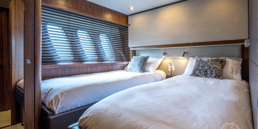Sunseeker 90
