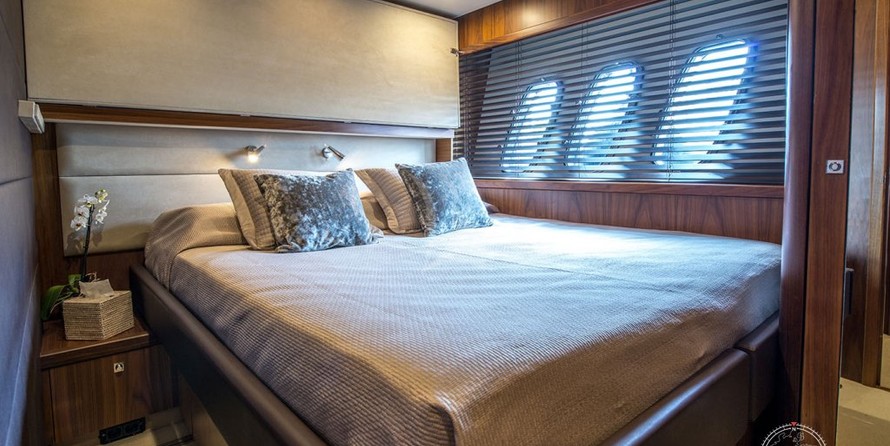 Sunseeker 90