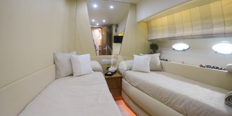 Azimut 71