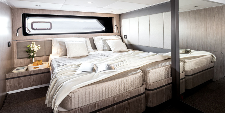 Azimut 43 Atlantis (2)