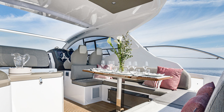 Azimut 43 Atlantis (2)