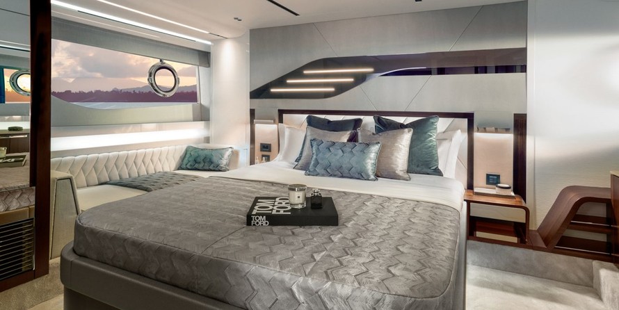 Sunseeker Predator 60 EVO